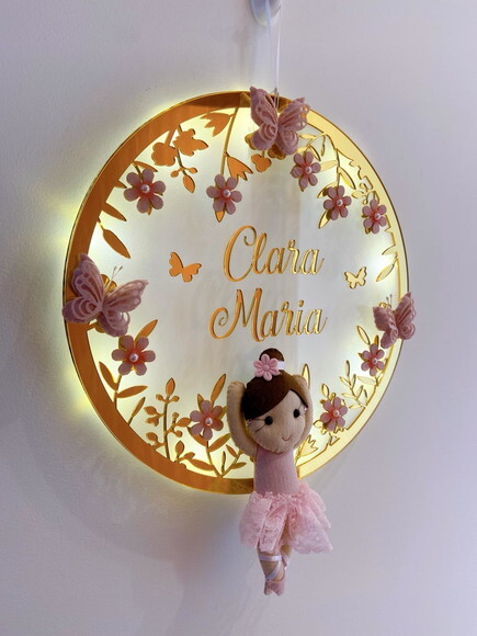 Porta Maternidade Bailarina Led Nome e Moldura no Espelho