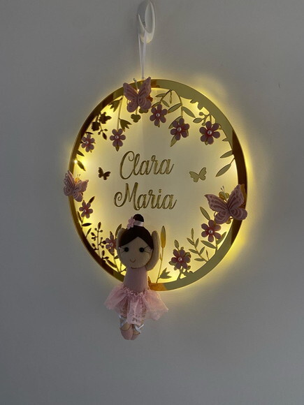 Porta Maternidade Bailarina Led Nome e Moldura no Espelho