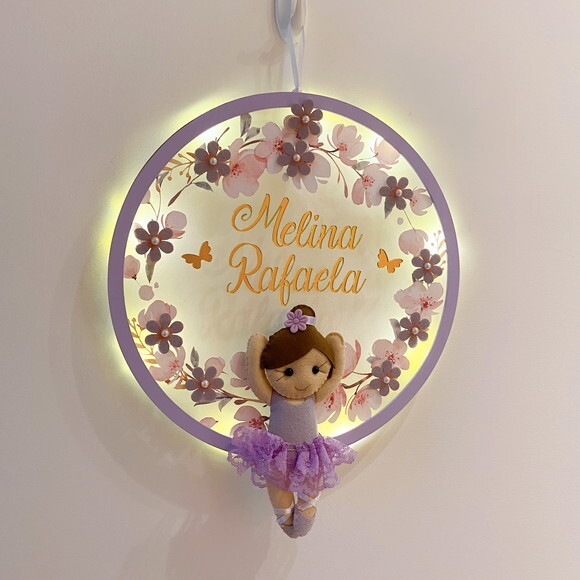 Porta Maternidade Bailarina Lilás Led Acrílico e Espelho