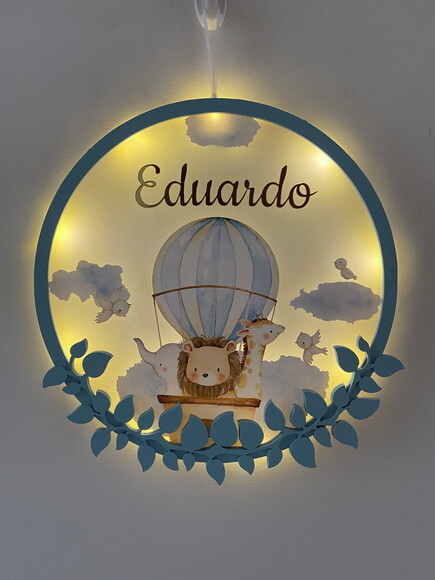 Porta Maternidade Balão Safari Acrílico e Espelho Led
