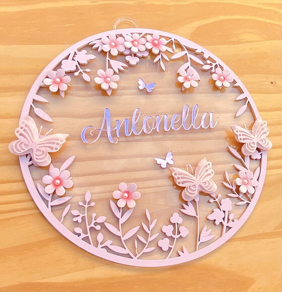 Porta Maternidade Borboletas Floral Acrílico e Espelho