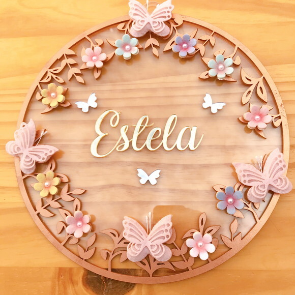 Porta Maternidade Borboletas Flores Rose Acrílico e Espelho