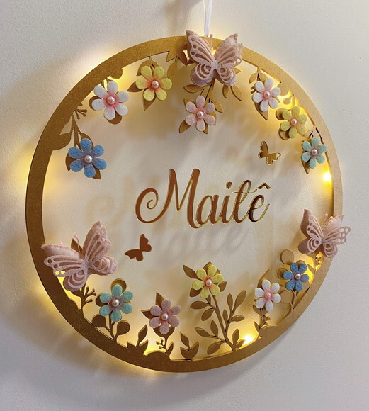Porta Maternidade Borboletas Led Acrílico e Espelho
