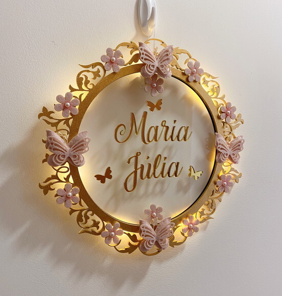 Porta Maternidade Borboletas Led Acrílico e Espelho
