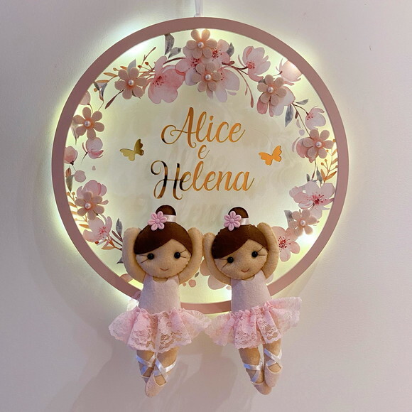 Porta Maternidade Irmãs Bailarinas Led Acrílico