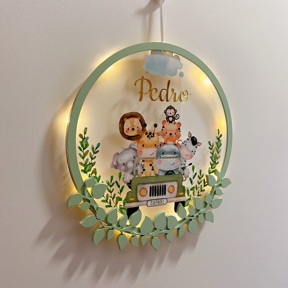Porta Maternidade Jipe Safari Acrílico e Espelho Led