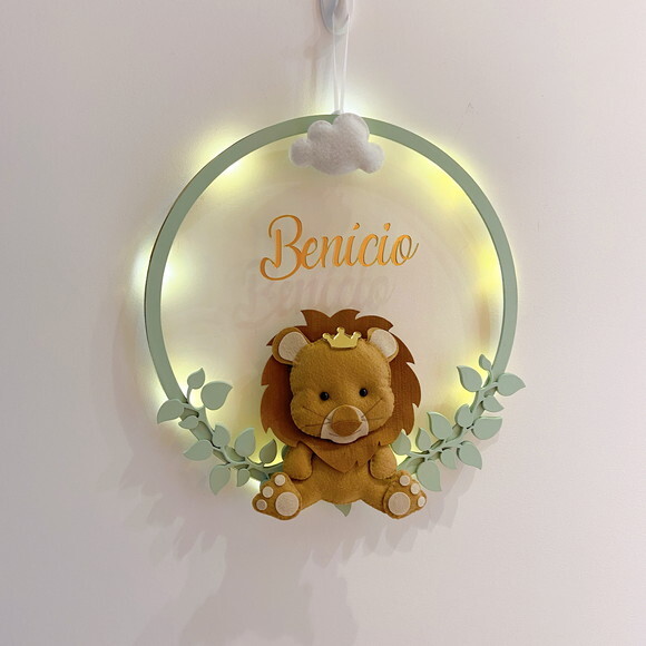 Porta Maternidade Leãozinho Led Acrílico e Espelho