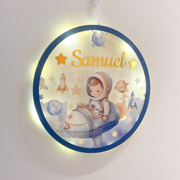 Porta Maternidade Led Astronauta Acrílico e Espelho