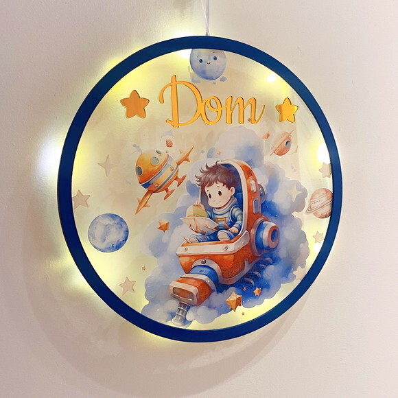 Porta Maternidade Led Astronauta Acrílico e Espelho