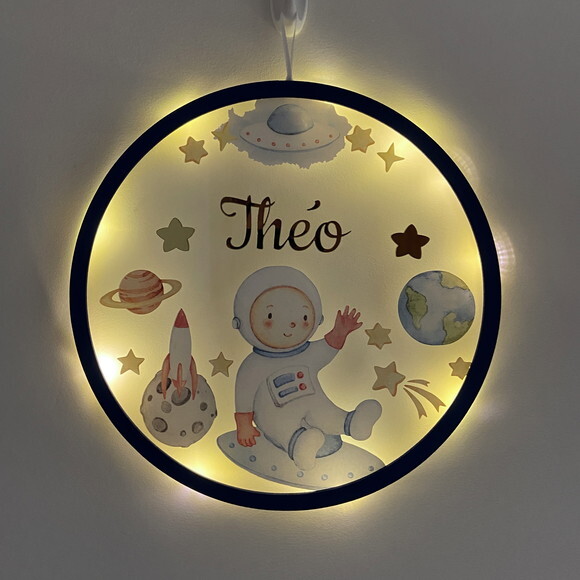 Porta Maternidade Led Astronauta Acrílico e Espelho