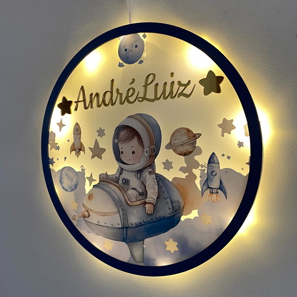 Porta Maternidade Led Astronauta Versículo Acrílico