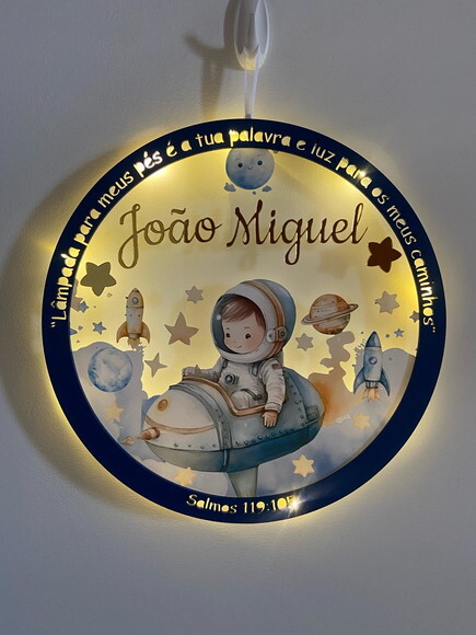 Porta Maternidade Led Astronauta Versículo Acrílico