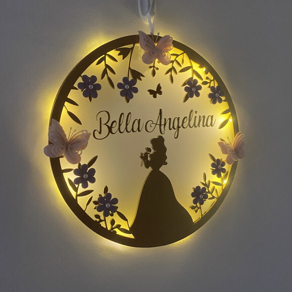 Porta Maternidade Princesa Bela Led Acrílico e Espelho