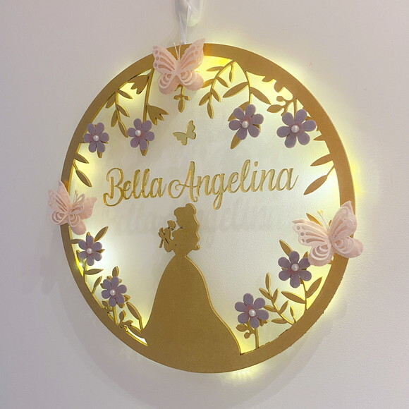 Porta Maternidade Princesa Bela Led Acrílico e Espelho