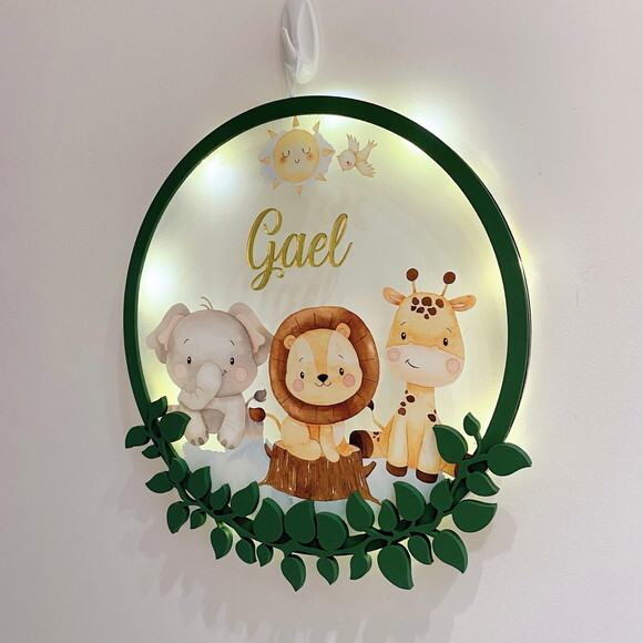 Porta Maternidade Safari Acrílico e Led