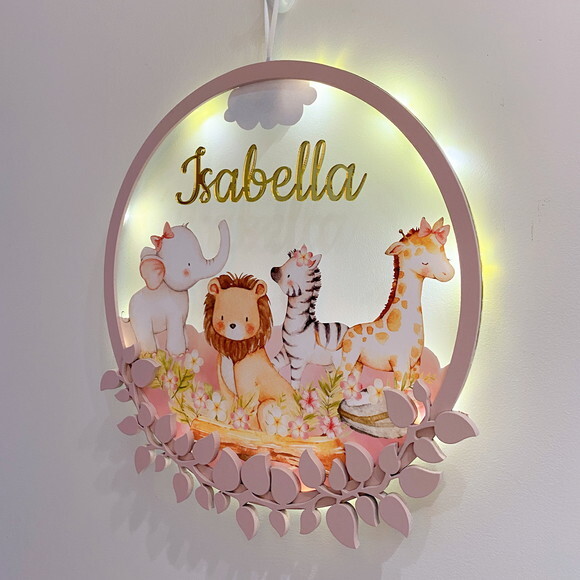 Porta Maternidade Safari Menina Acrílico e Led