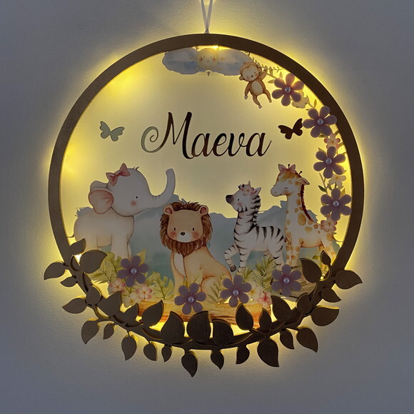 Porta Maternidade Safari Menina Acrílico e Led