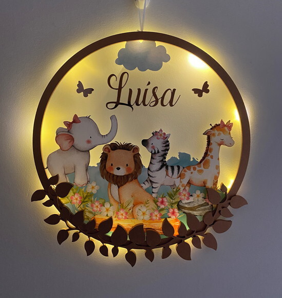 Porta Maternidade Safari Menina Acrílico e Led