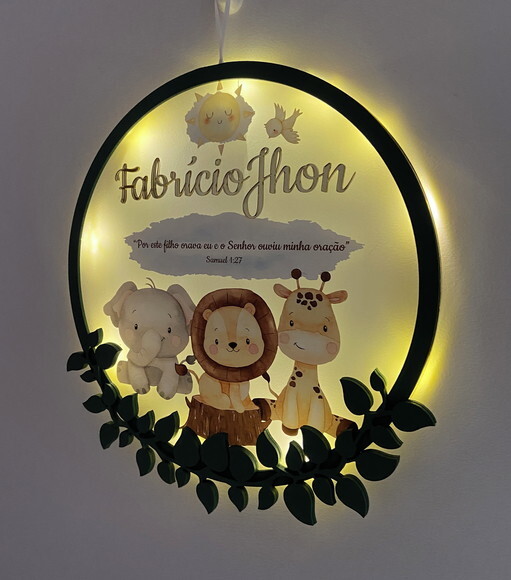 Porta Maternidade Safari Versículo Acrílico e Led