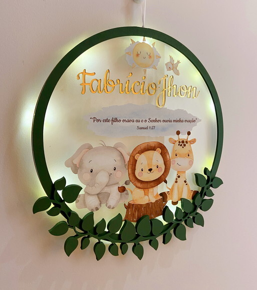 Porta Maternidade Safari Versículo Acrílico e Led