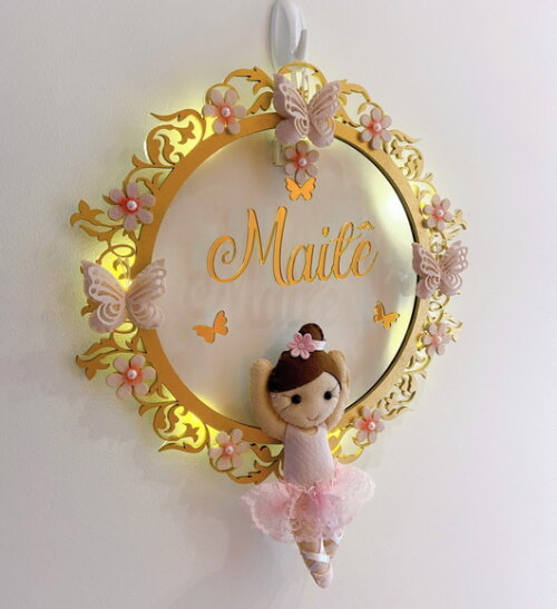 Porta Maternidade Bailarina Borboletas Led Acrílico