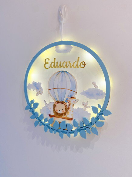 Porta Maternidade Balão Safari Acrílico e Espelho Led