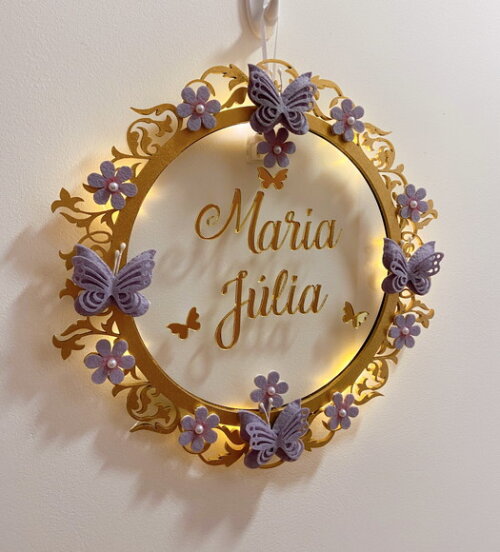 Porta Maternidade Borboletas Lilás Led Acrílico e Espelho