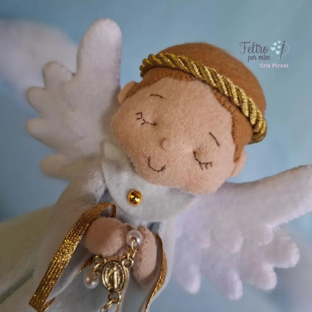 Anjinho em feltro 15 cm azul