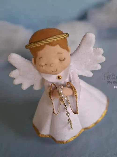 Anjinhos em feltro 15 cm.