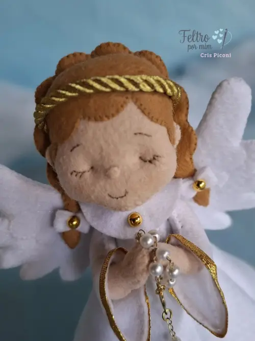 Anjinha em feltro 17 cm