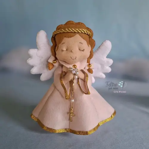 Anjinha em feltro rosa 17 cm.