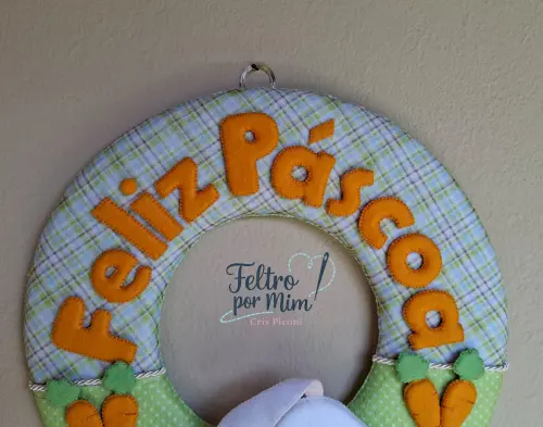 Guirlanda de Páscoa em feltro