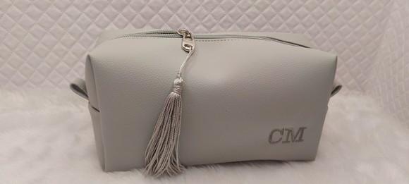 10 Necessaire