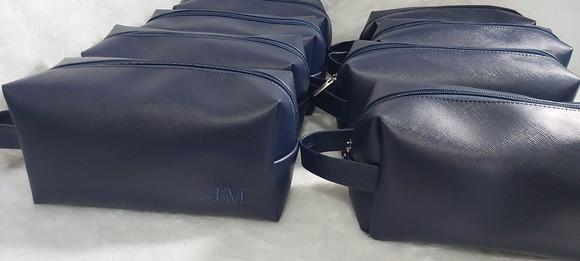 5 Necessaire em Couro Sintético Personalizada