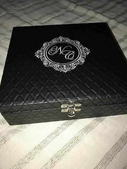 Caixa personalizada para padrinhos
