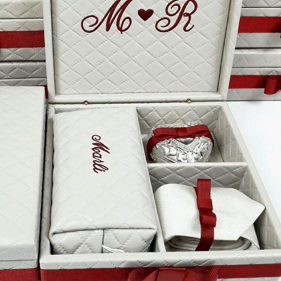 Caixa personalizada para padrinhos