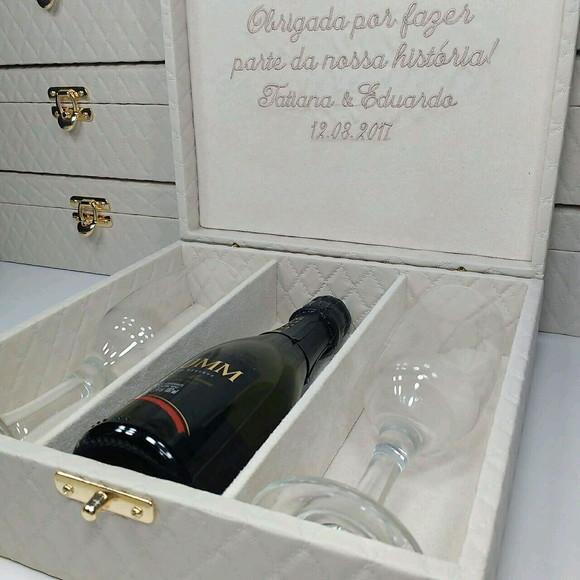 Caixa personalizada para padrinhos