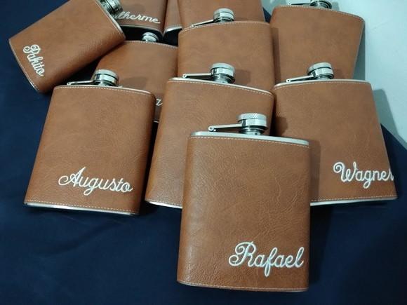 Cantil em Couro Personalizado Padrinhos