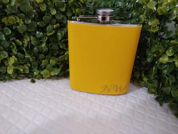 Cantil Padrinho Couro Prada Amarelo