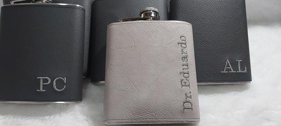 Cantil Personalizado com Iniciais e Data