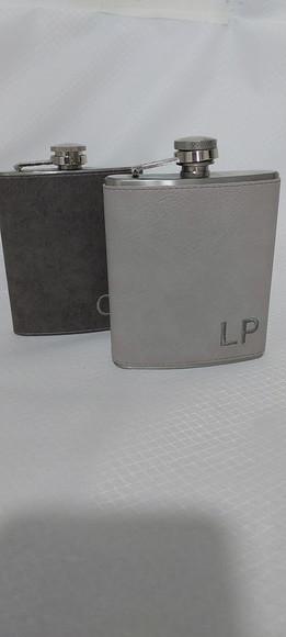 Cantil Personalizado Couro Cinza Claro