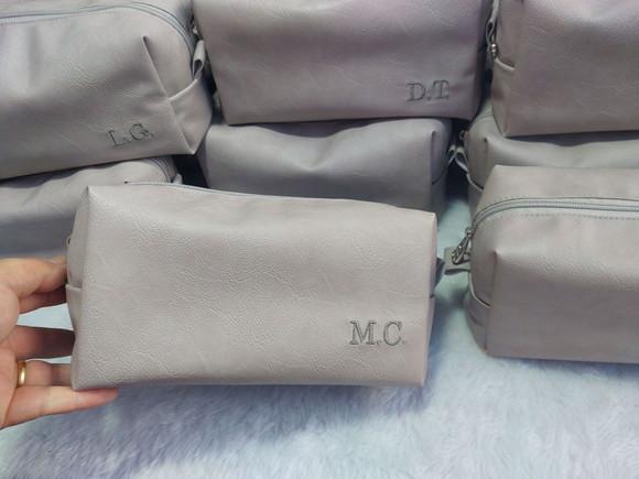 Necessaire