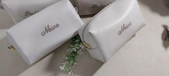 Necessaire em Couro Areia Personalizada