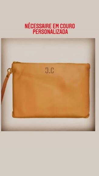 Necessaire em couro personalizada