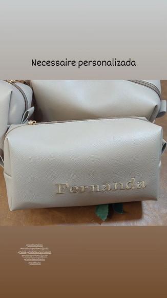 Necessaire em Couro Personalizada