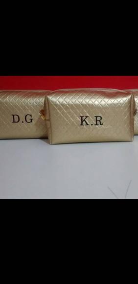Necessaire em Couro Personalizada