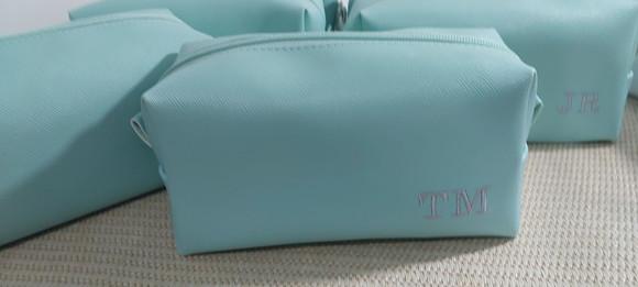 Necessaire em Couro Verde Claro