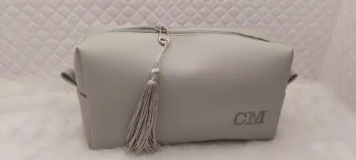 10 Necessaire