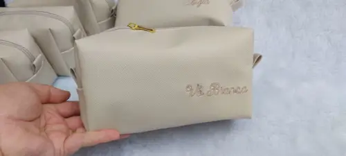 8 Necessaire em Couro Personalizada Cor Areia