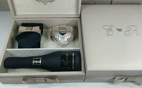 Caixa personalizada para padrinhos